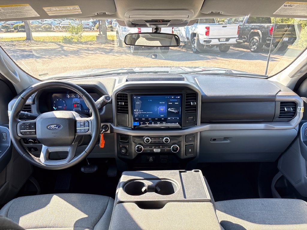 2025 Ford F-150 Base