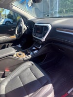 2022 GMC Acadia Base