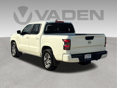 2025 Nissan Frontier Base