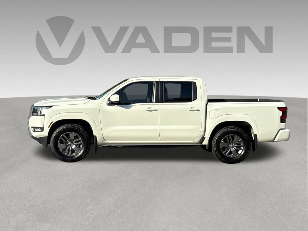 2025 Nissan Frontier Base