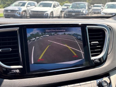 2024 Chrysler Pacifica Base