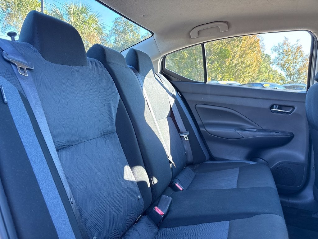 2025 Nissan Versa Base