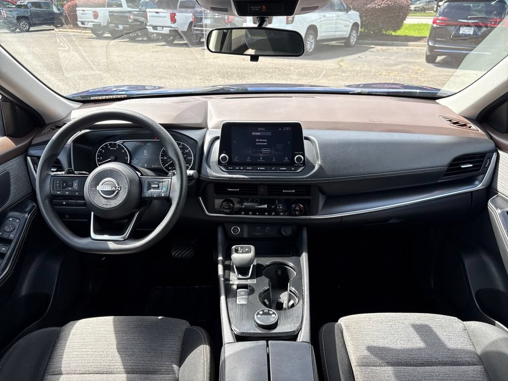 2023 Nissan Rogue Base
