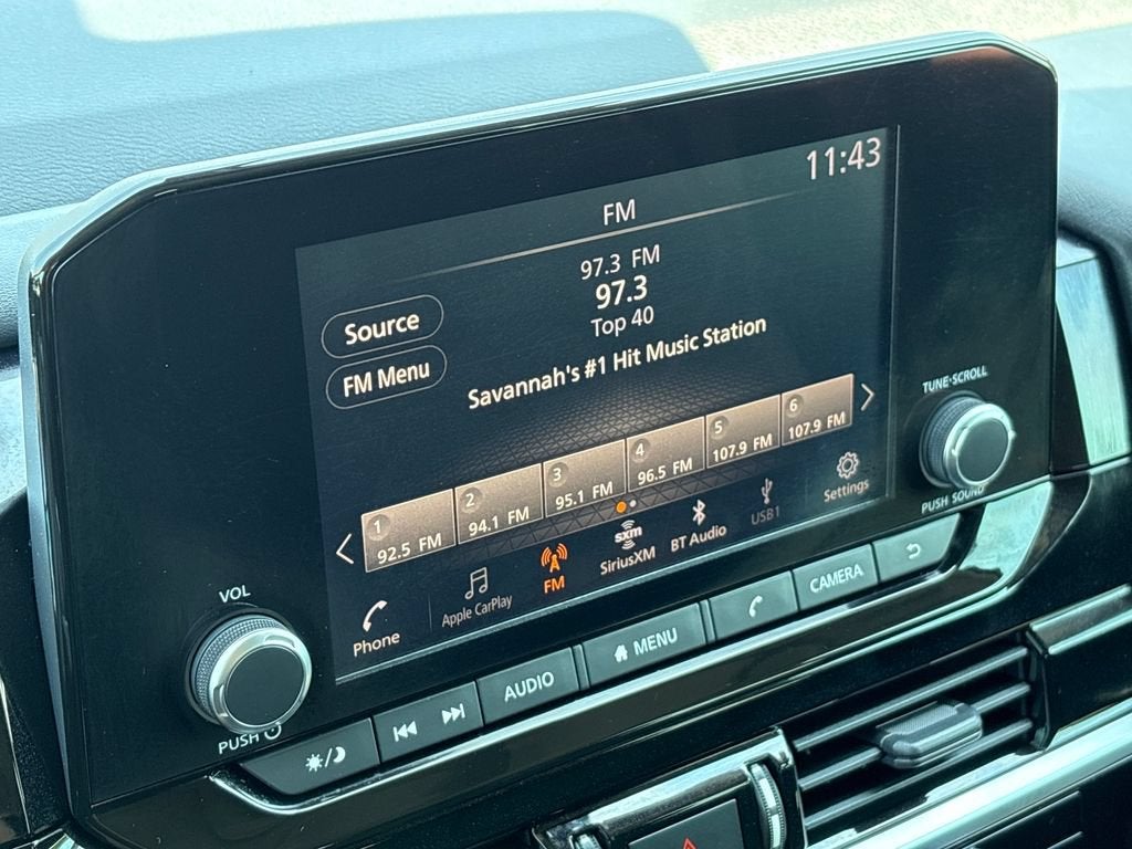 2022 Nissan Pathfinder Base
