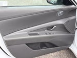 2024 Hyundai ELANTRA Base