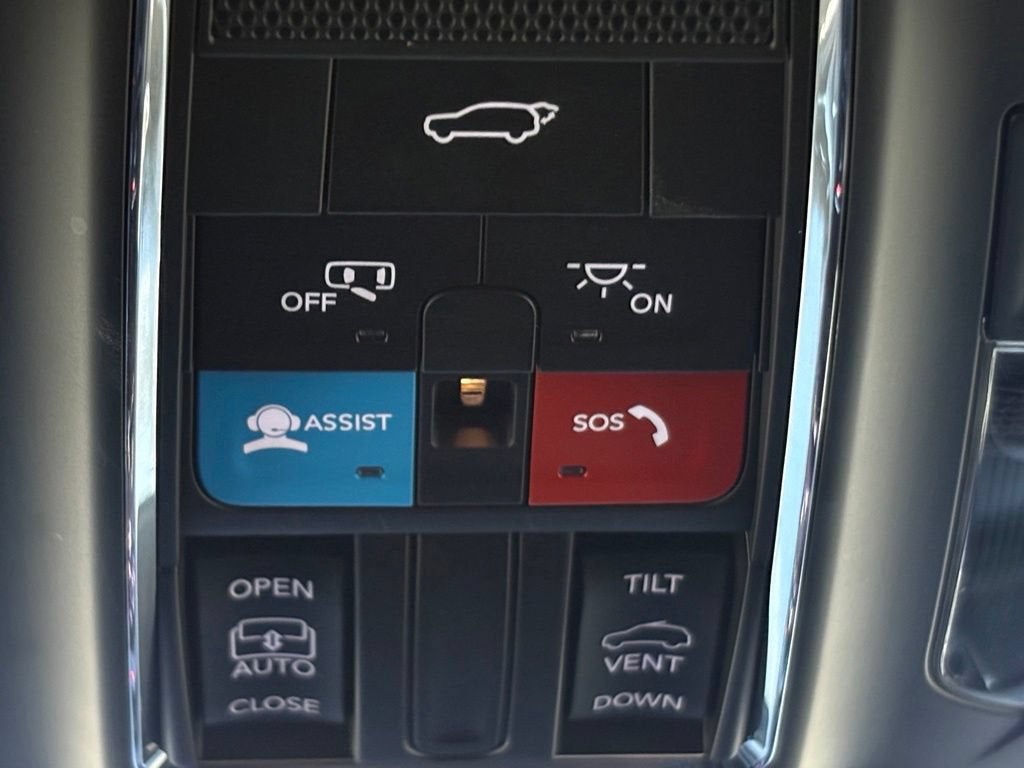 2024 Jeep Grand Cherokee Base