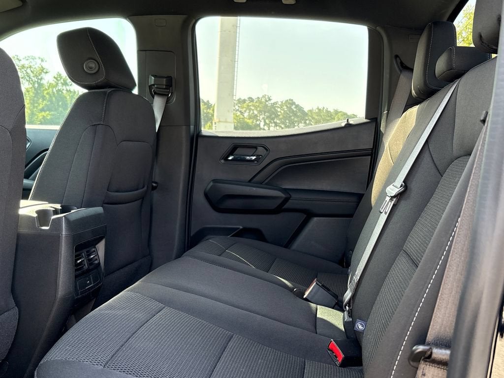 2024 Chevrolet Colorado Base