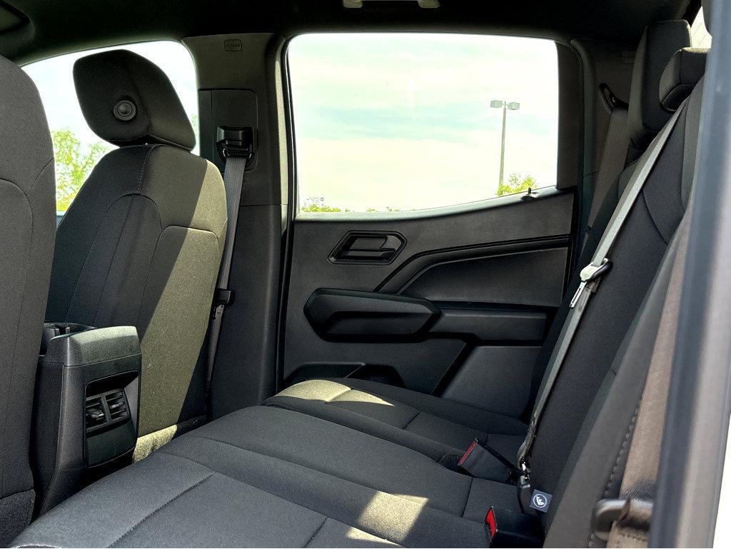2024 Chevrolet Colorado WT