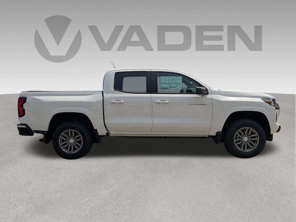 2024 Chevrolet Colorado Base