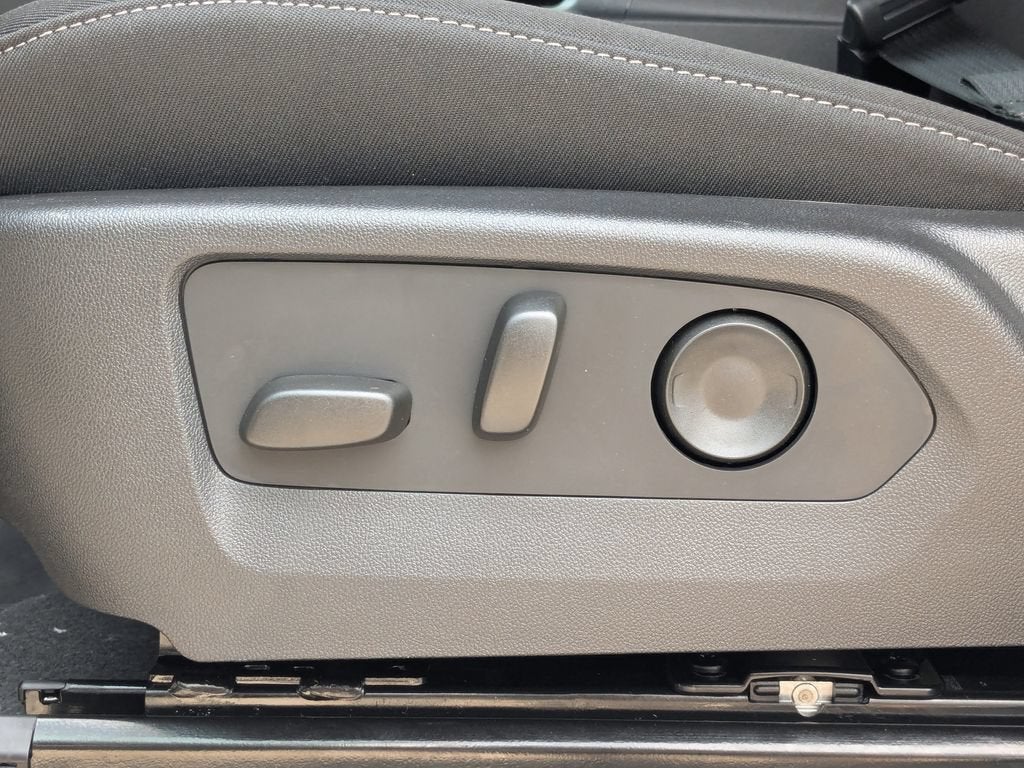 2024 Chevrolet Colorado Base