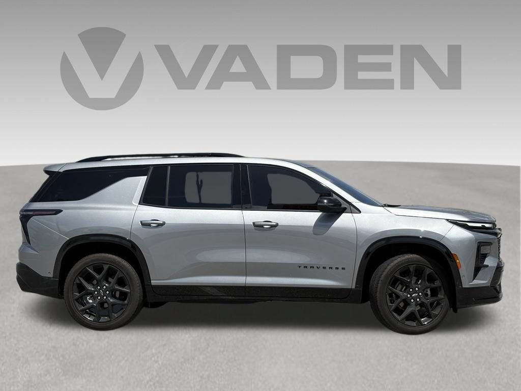 2024 Chevrolet Traverse Base