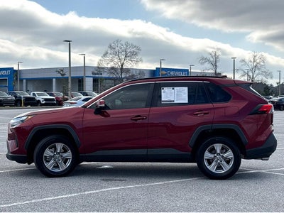 2022 Toyota RAV4 XLE