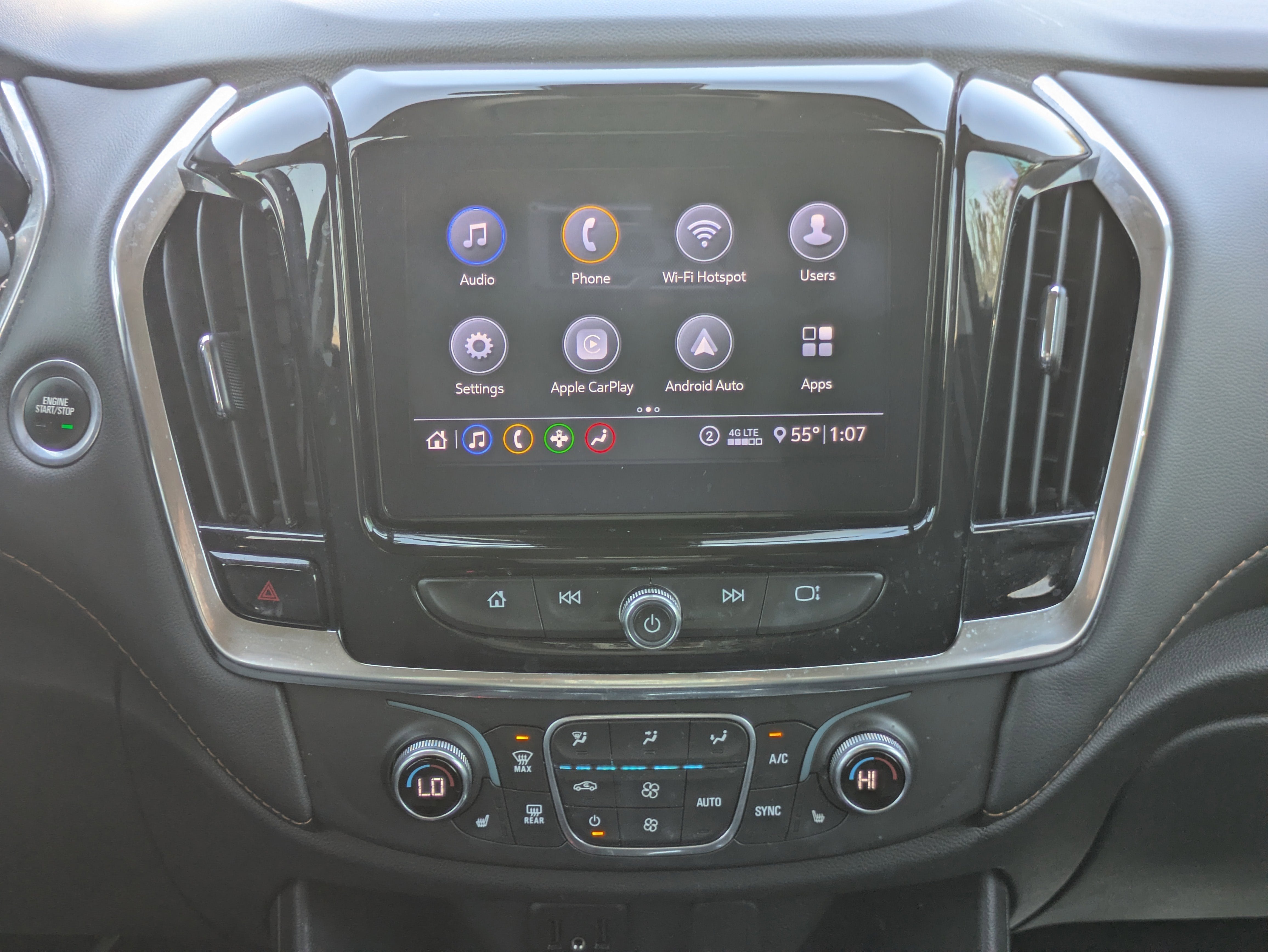 2021 Chevrolet Traverse LT Cloth