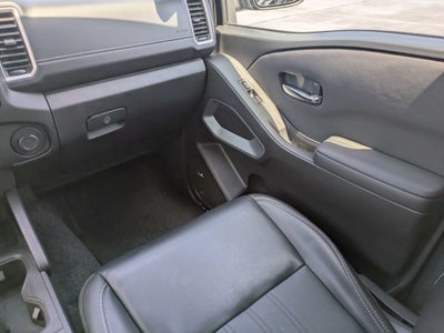 2024 Nissan Frontier Crew Cab SL 4x2
