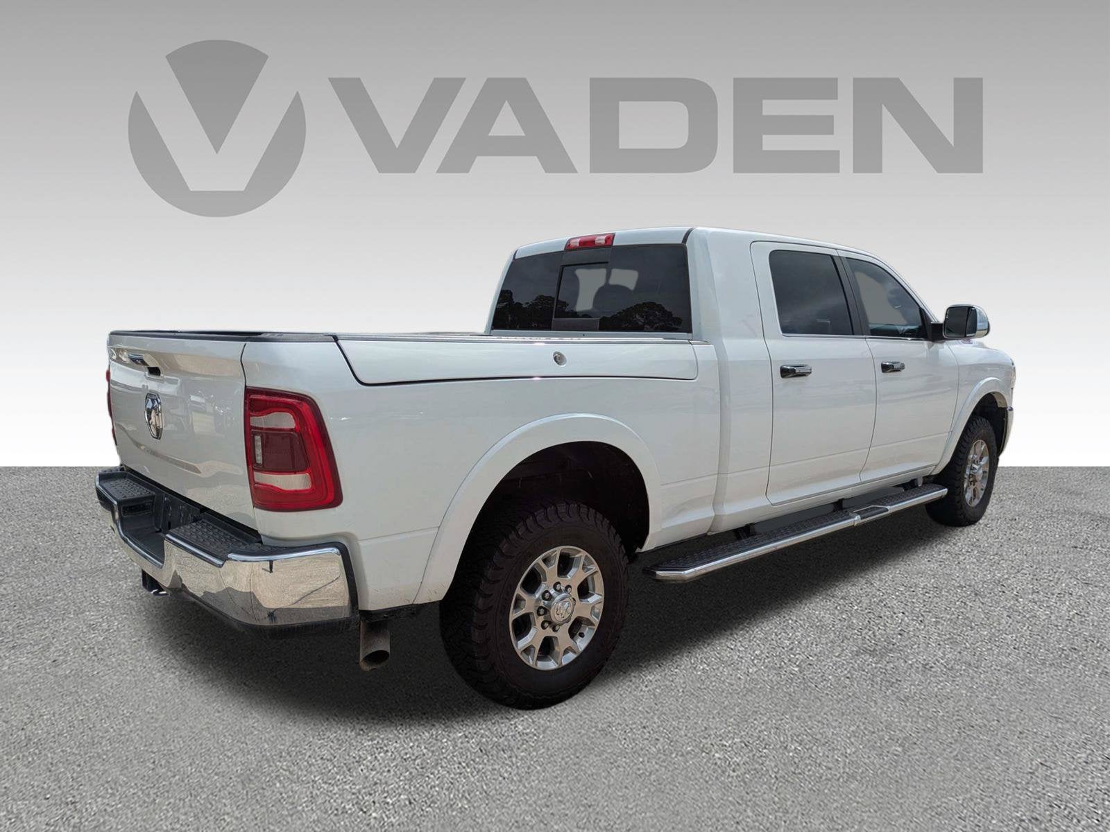 2020 RAM 2500 Laramie Mega Cab 4x4 6'4" Box
