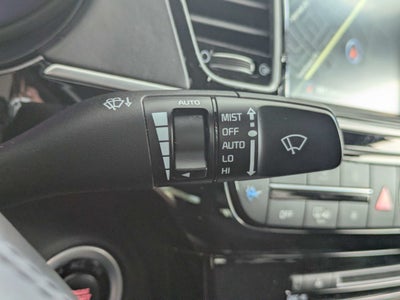 2017 Kia K900 Premium 3.8L