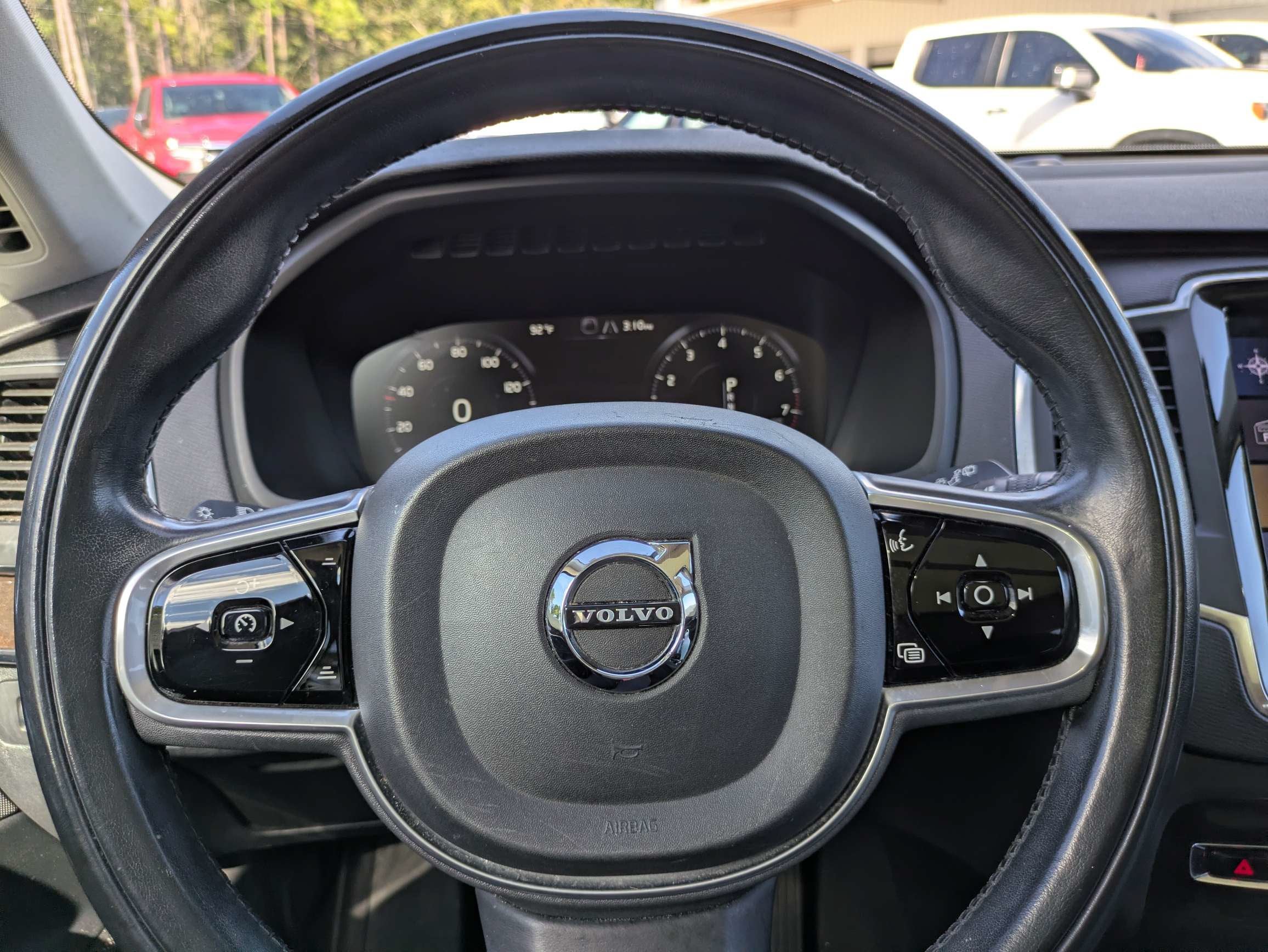 2018 Volvo XC90 T5 Momentum