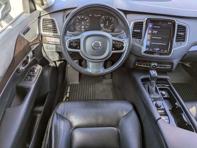 2018 Volvo XC90 T5 Momentum
