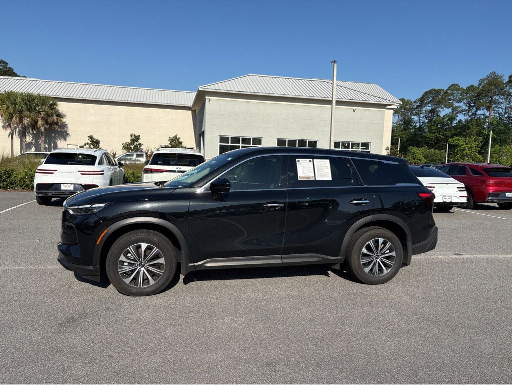 2025 INFINITI QX60 PURE