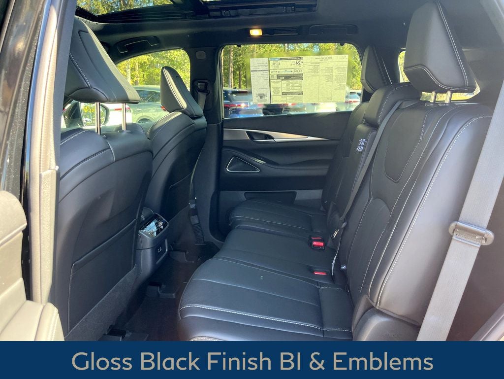 2025 INFINITI QX60 LUXE