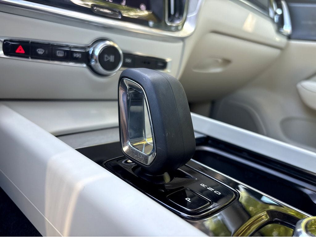 2024 Volvo S60 Ultimate