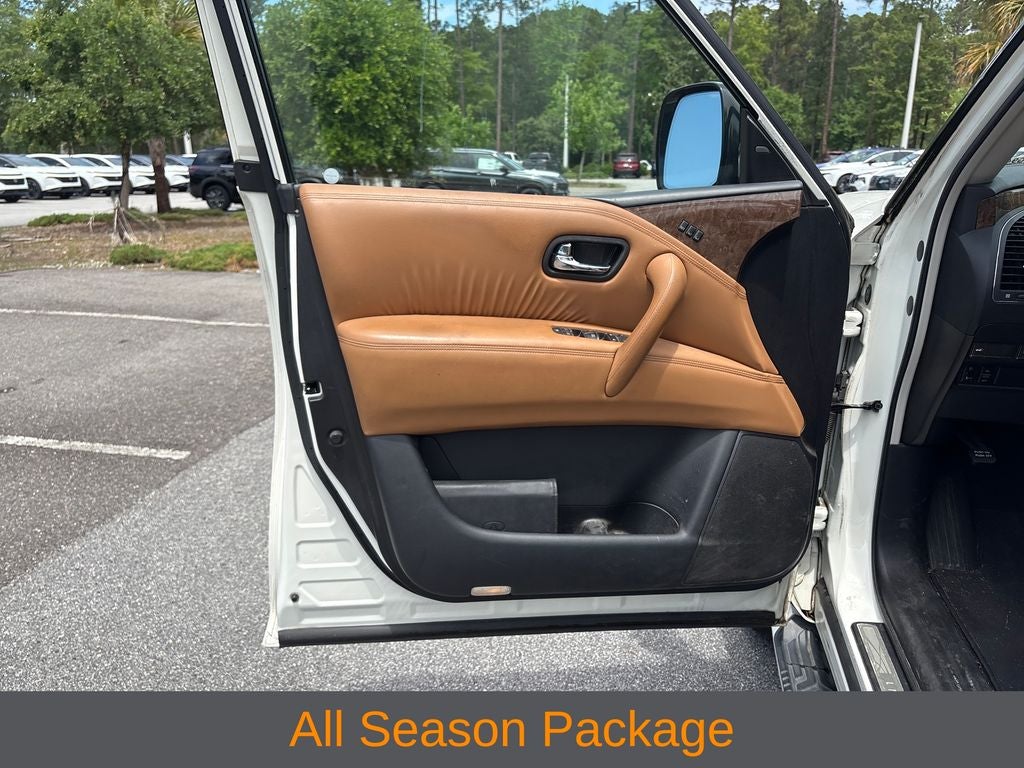 2016 INFINITI QX80 Base
