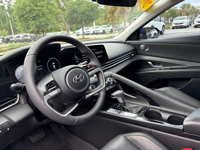 2023 Hyundai ELANTRA Limited