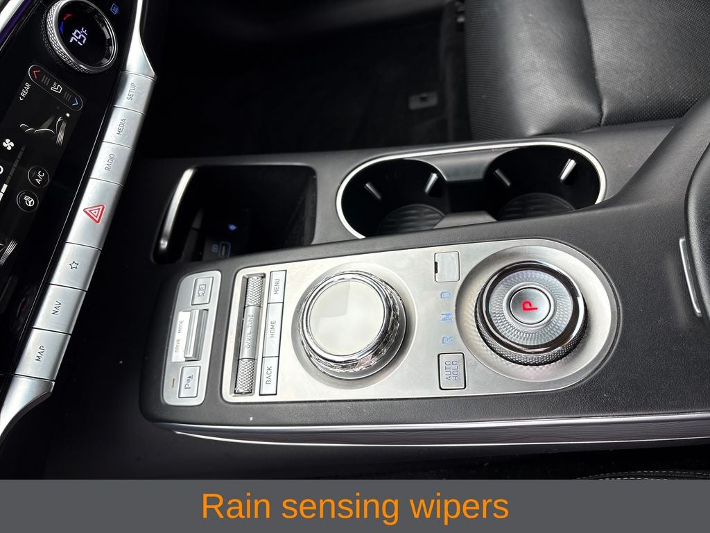 2022 Genesis GV70 2.5T