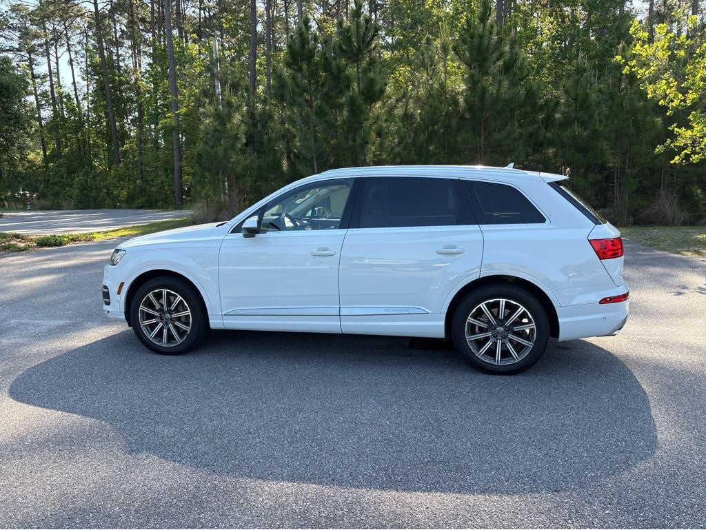 2019 Audi Q7 55 Premium Plus quattro