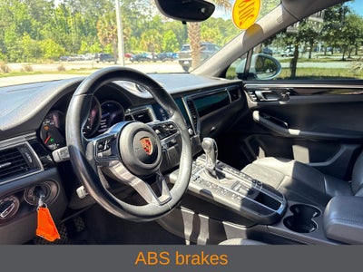 2018 Porsche Macan Base