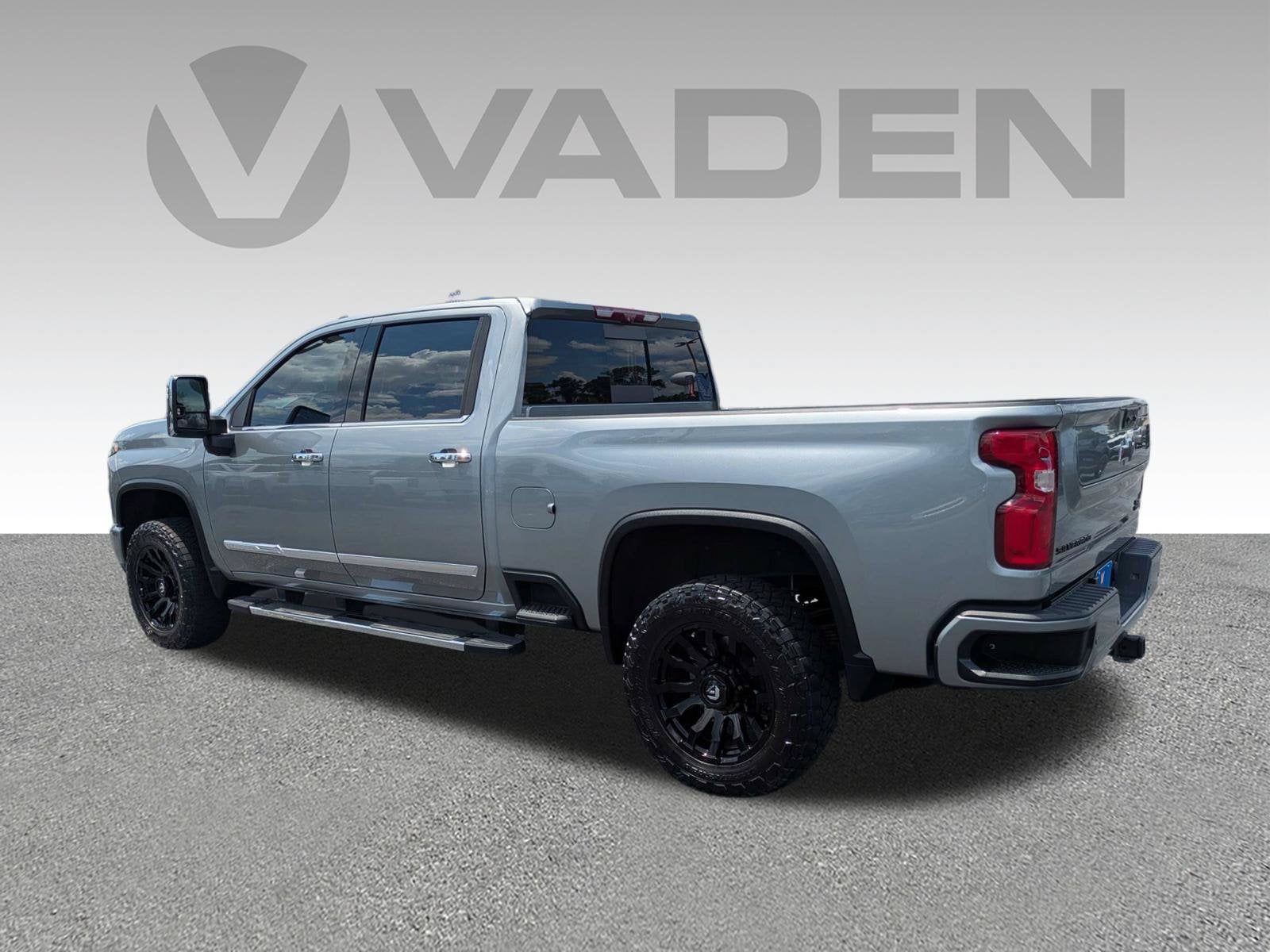 2024 Chevrolet Silverado 3500 HD High Country