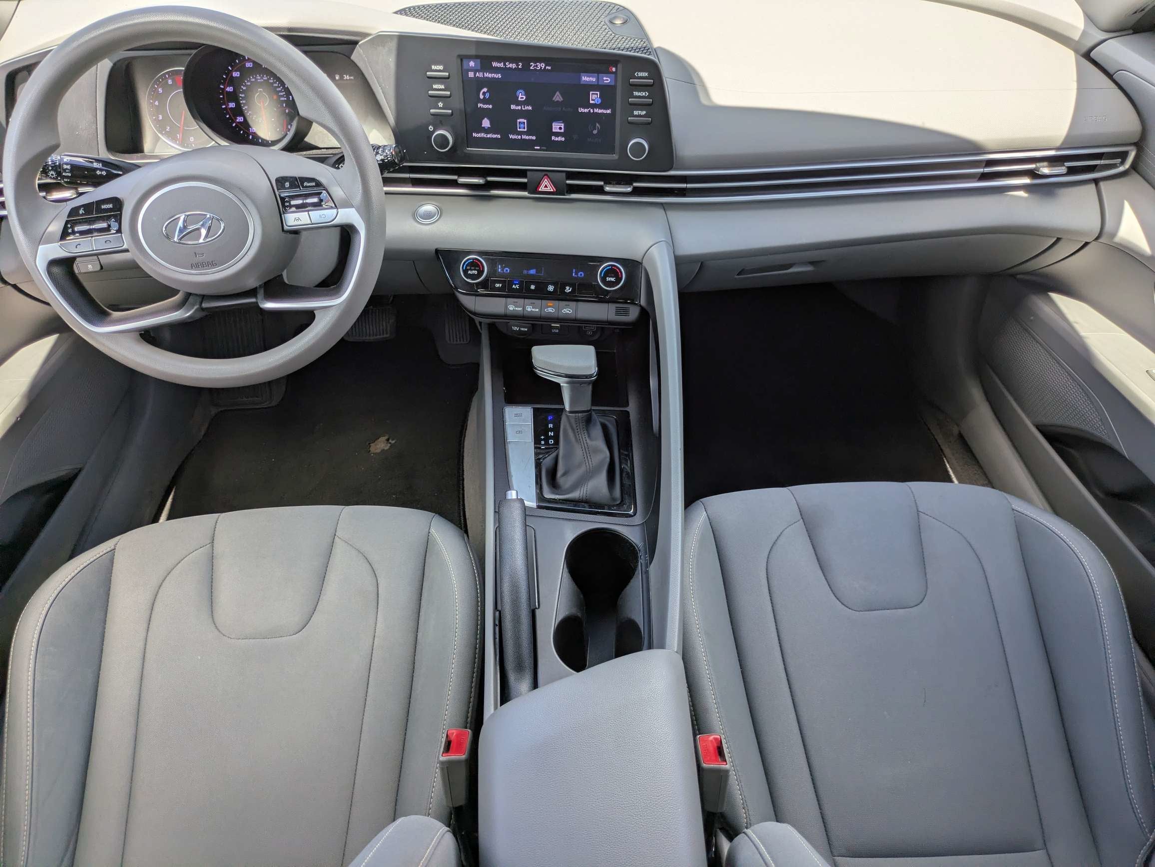 2022 Hyundai ELANTRA SEL