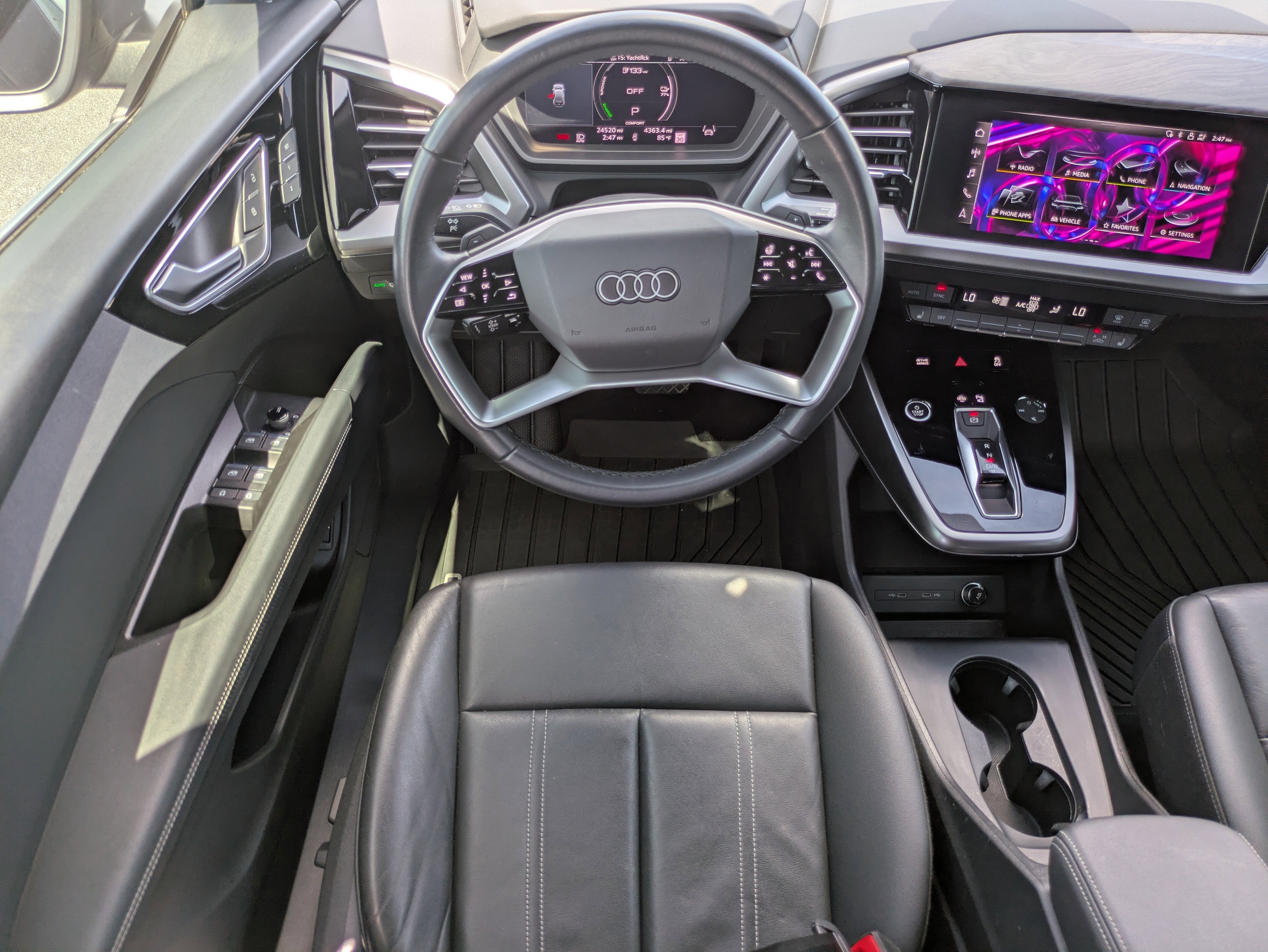 2022 Audi Q4 e-tron Premium Plus