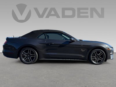2022 Ford Mustang EcoBoost