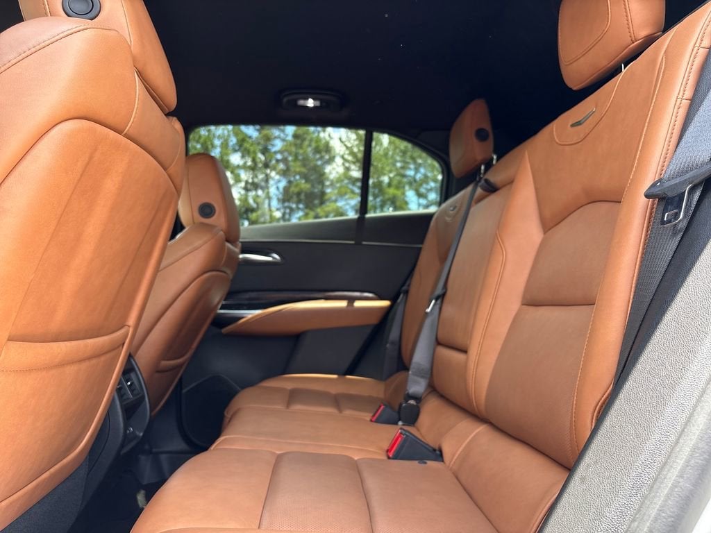 2024 Cadillac XT4 Premium Luxury