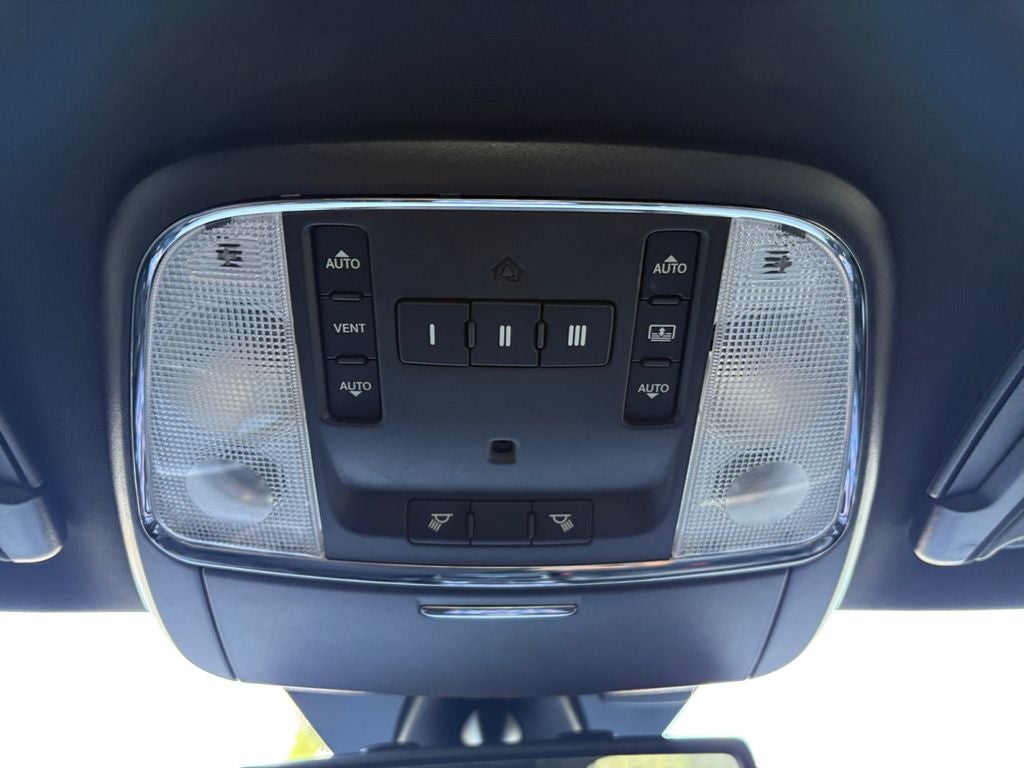 2013 Chrysler 300 300C John Varvatos Limited Edition