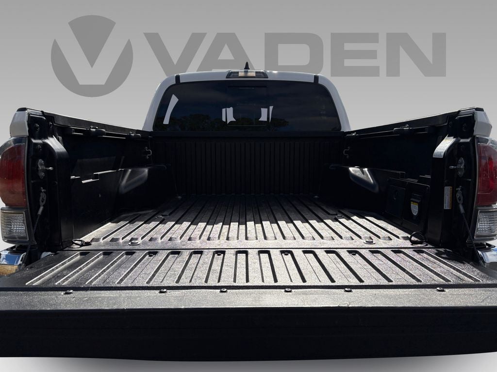 2022 Toyota Tacoma 4WD SR