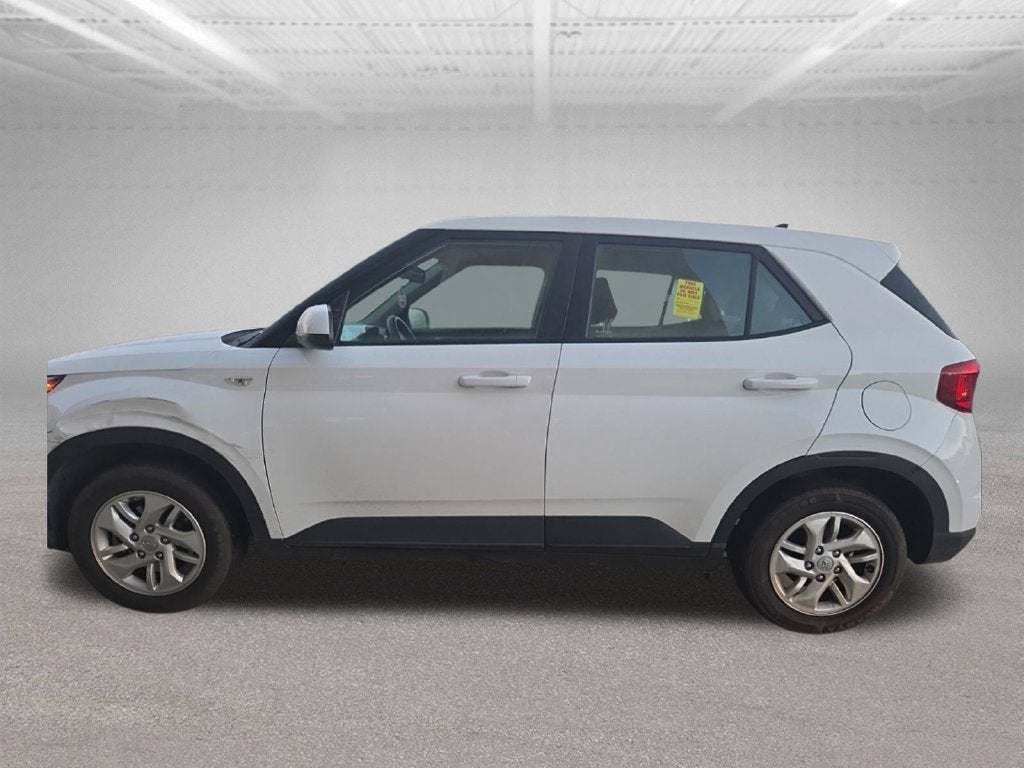 2022 Hyundai VENUE SE